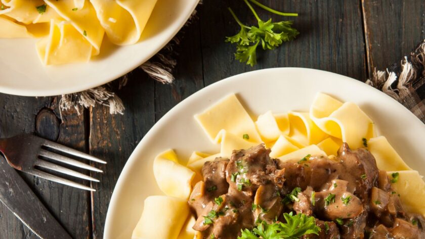 Bobby Flay Beef Stroganoff