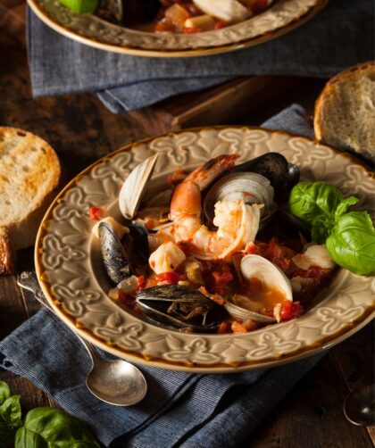 Bobby Flay Cioppino