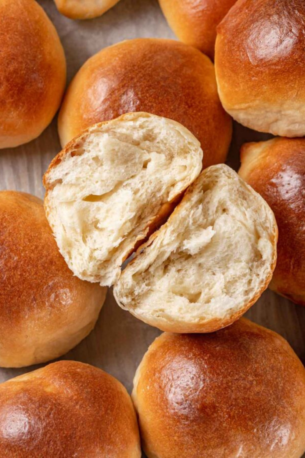 Bobby Flay Parker Rolls​