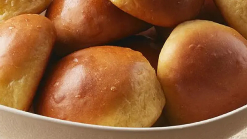 Bobby Flay Parker Rolls​