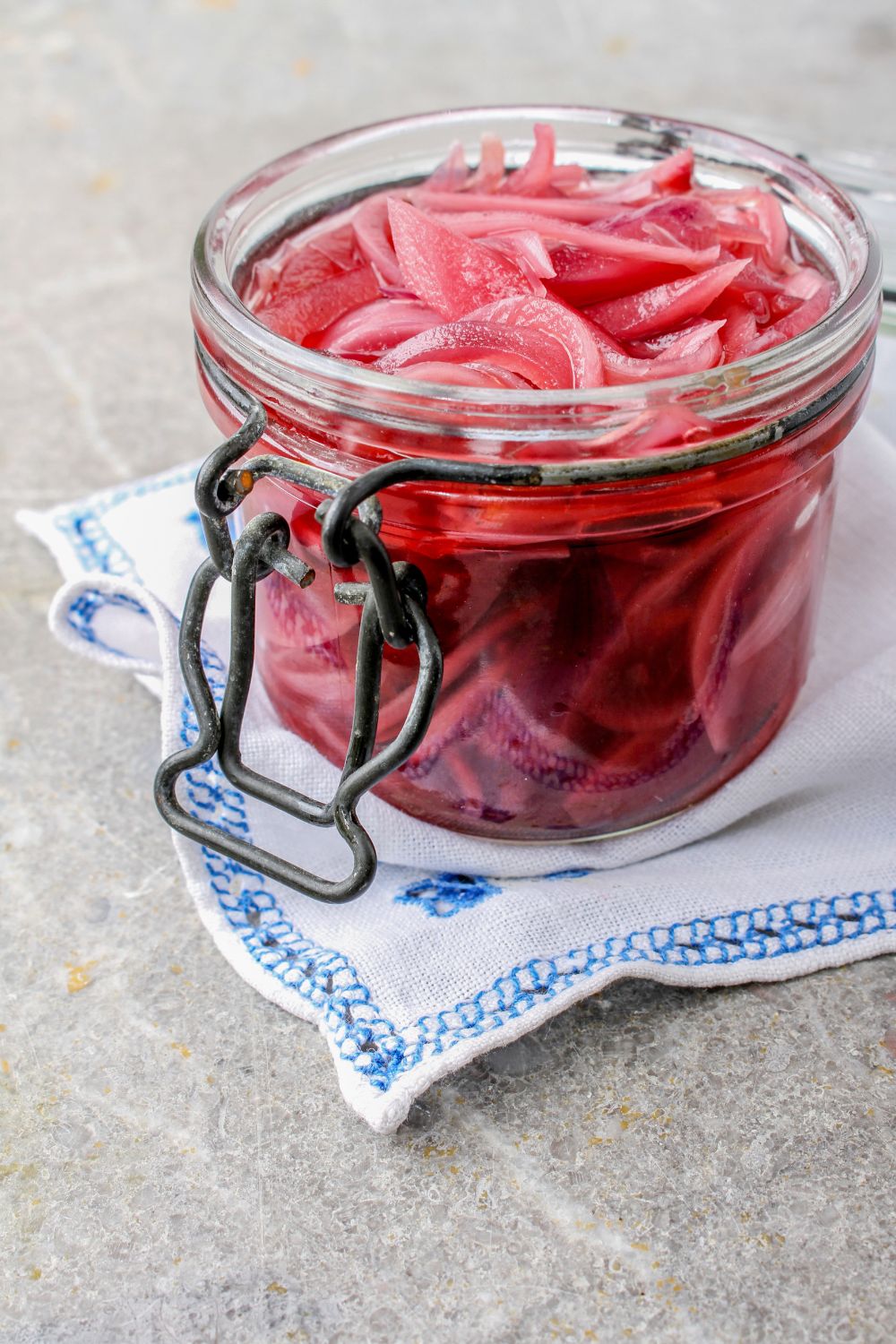 Bobby Flay Pickled Red Onion​