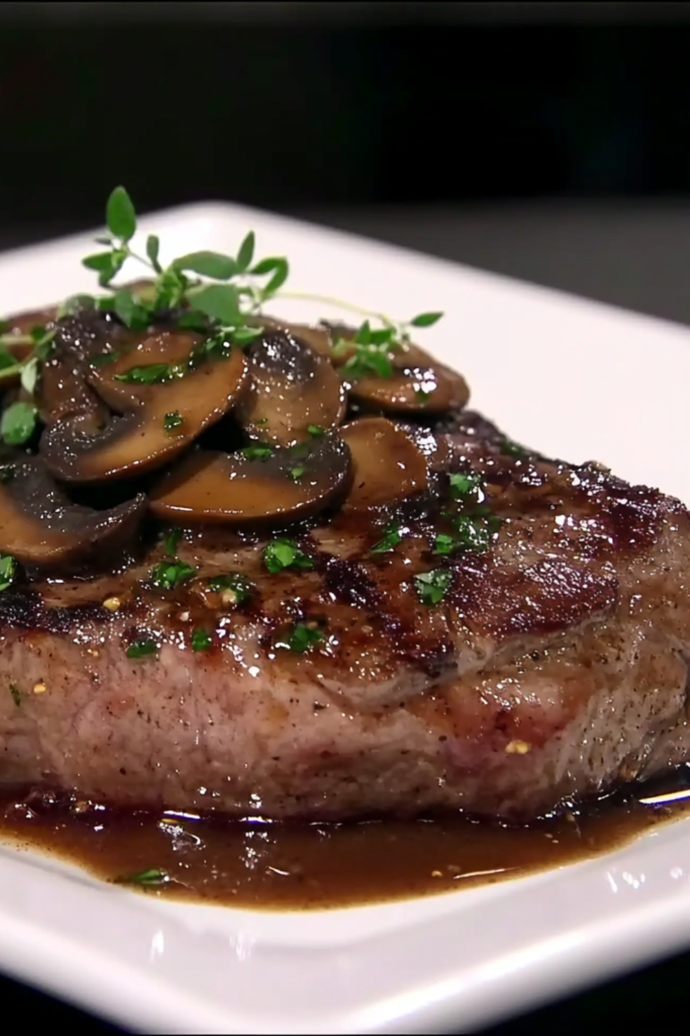 Bobby Flay Tenderloin of Beef in Mushroom, Mustard and Red Wine Sauce